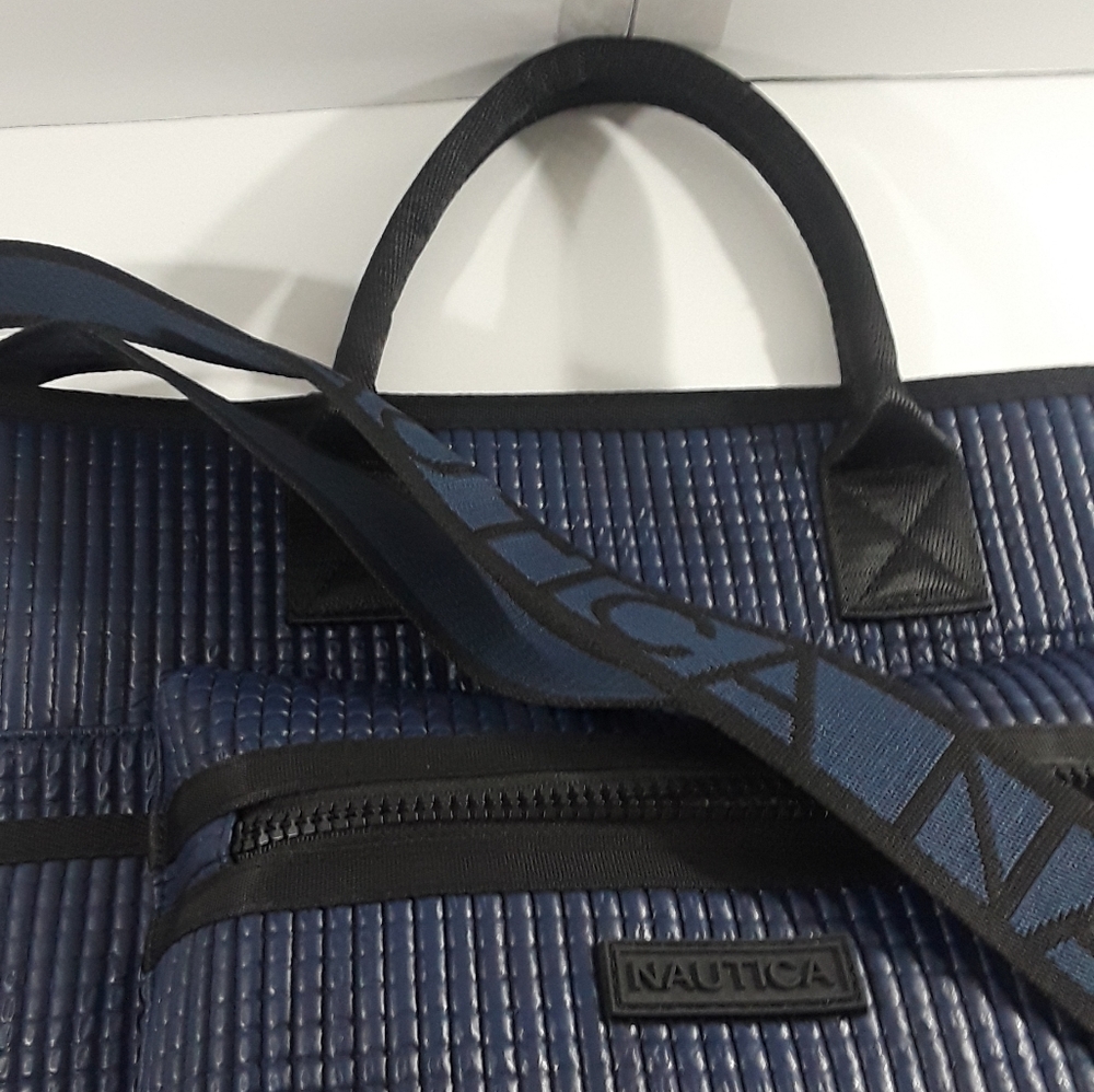 Nautica crossbody